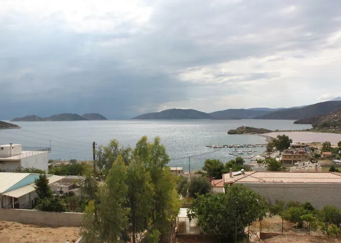 Villla Giallo Αλυκή